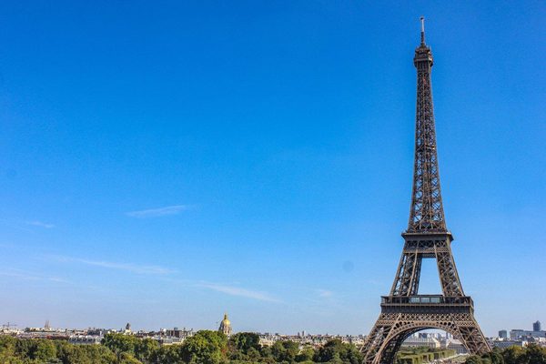 Comment apprendre à faire de la guitare à Paris ?